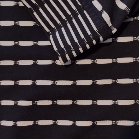 Chicos Travelers Zip up Jacket/Blazer XS EUC - Picture 5 of 5